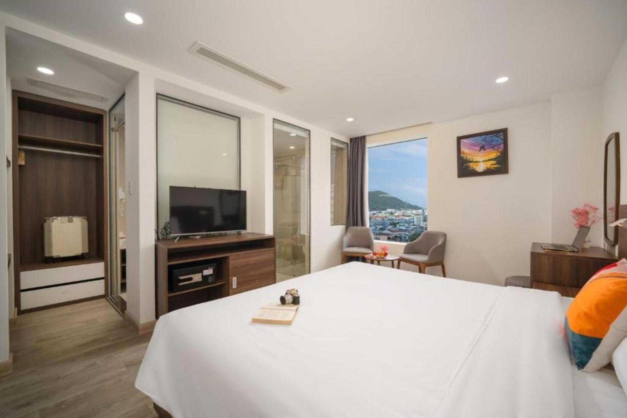 Mira Grand Hotel Quy Nhon Exterior photo